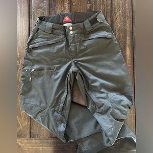 🎿 Women’s Columbia ski/snow pants- neck warmer